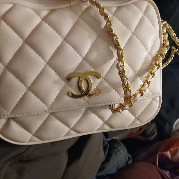 Chanel-style Quilted Handbag - Picture 1 of 1